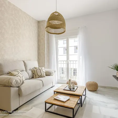 Living4malaga Urban Apartment *